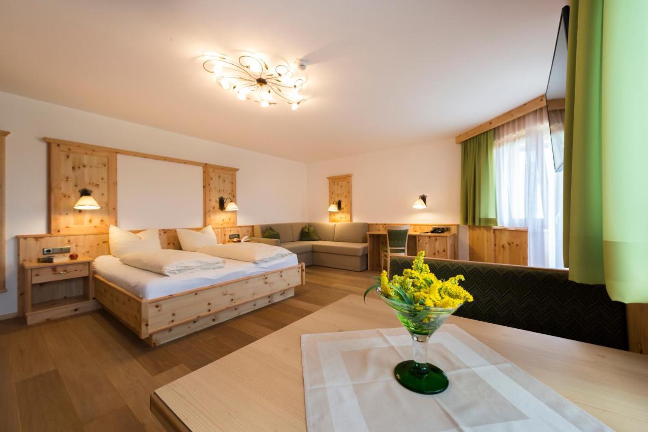 Hotel Waidachhof เคิสเซน ภายนอก รูปภาพ